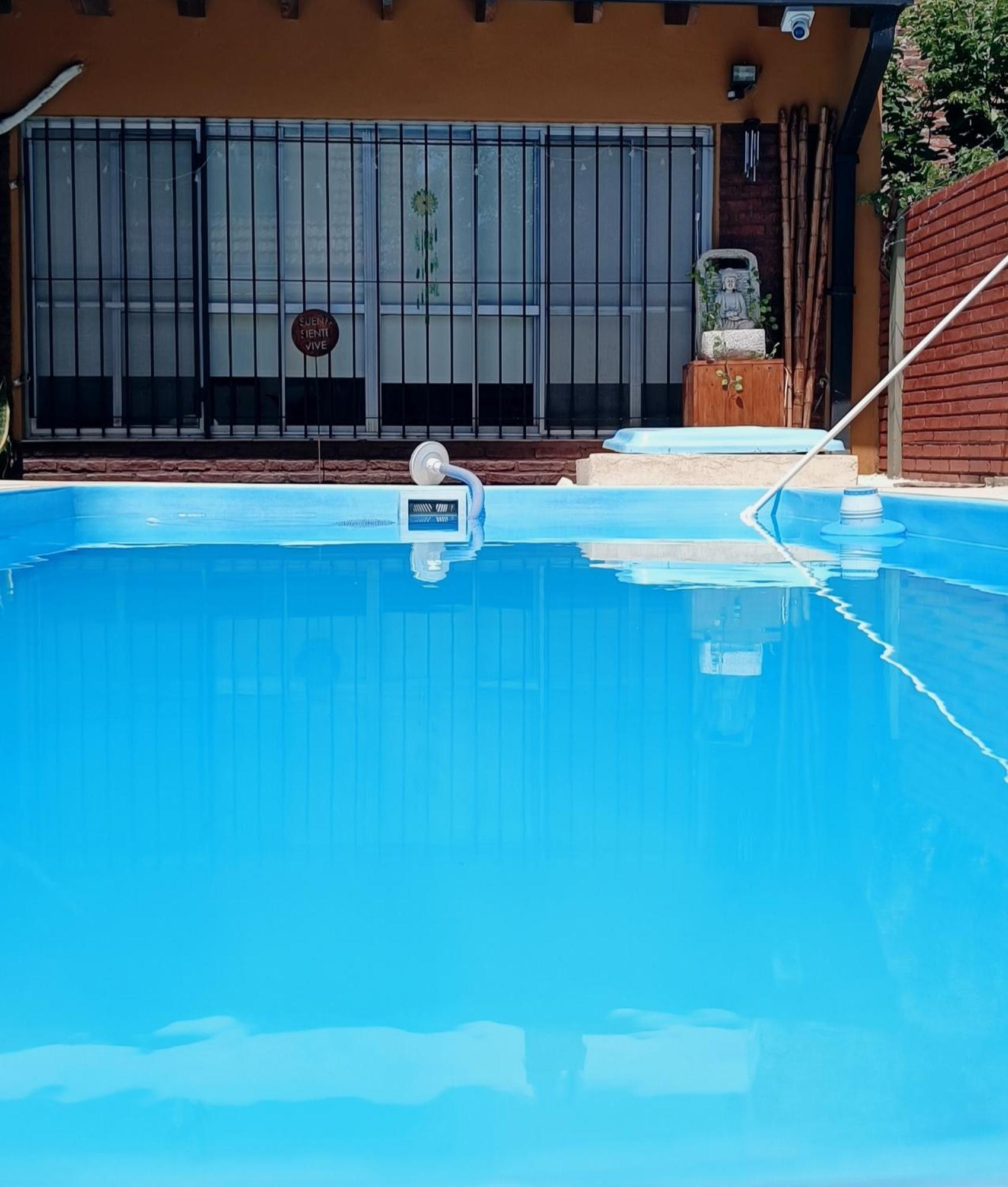 Casa Olivia- Alojamiento Con Piscina - Aeropuerto เอเซย์ซา ภายนอก รูปภาพ