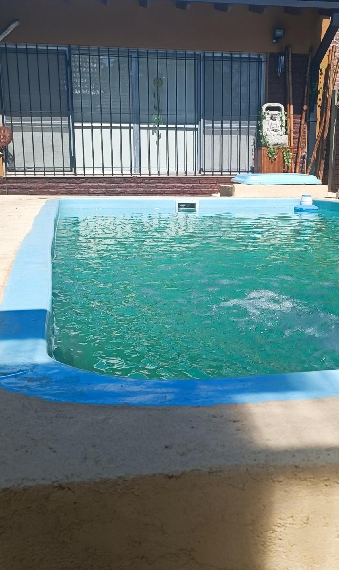 Casa Olivia- Alojamiento Con Piscina - Aeropuerto เอเซย์ซา ภายนอก รูปภาพ